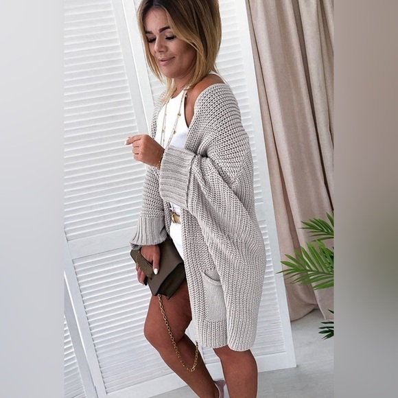 Cute! Oversized Heather Gray Open Cardi - Picture 3 of 5